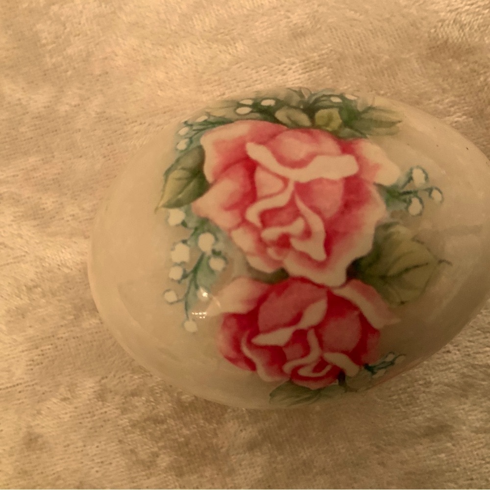 Floral Decorative Egg